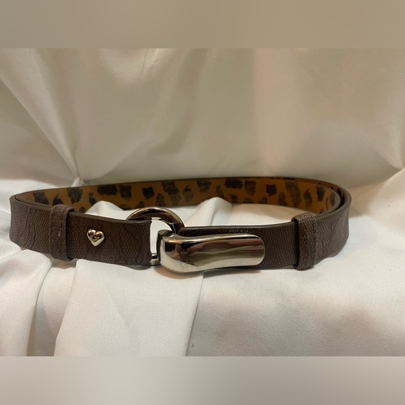 Betsey Johnson Textured Faux Leather Waist Belt size Women's 0/S - Picture 1 of 3
